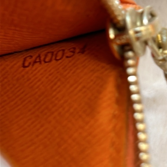 Louis Vuitton mandarin orange epi leather coin key pouch - Picture 7 of 9
